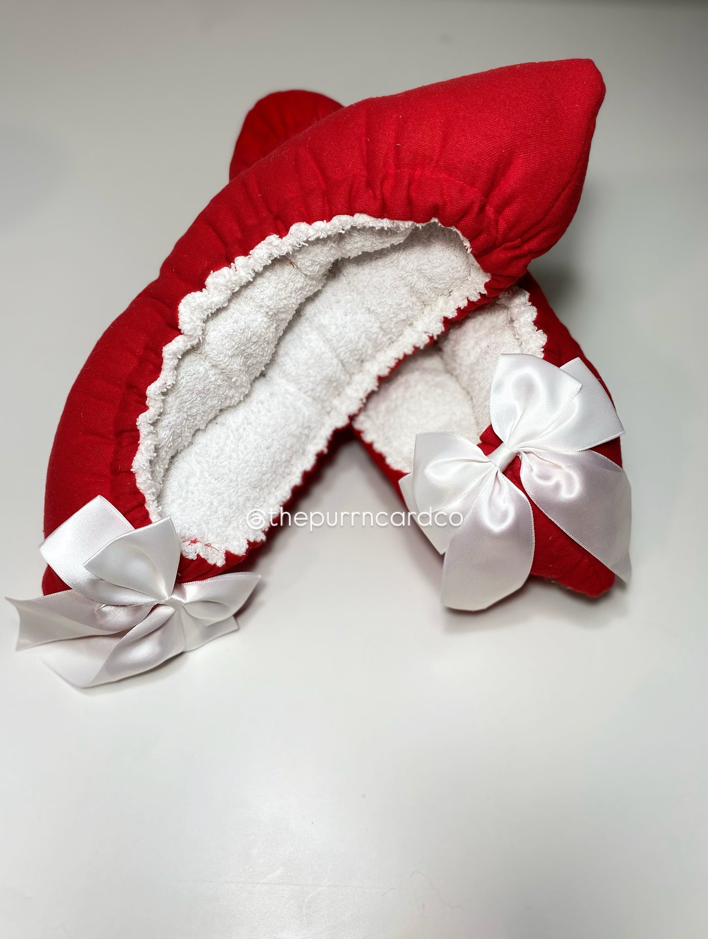 Red and white soakers